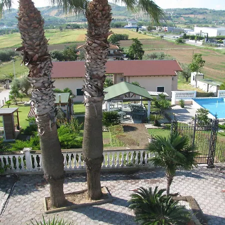 Glamping & Il Villaggio Del Re * Corropoli