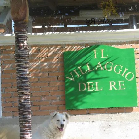 Glamping & Il Villaggio Del Re アパート