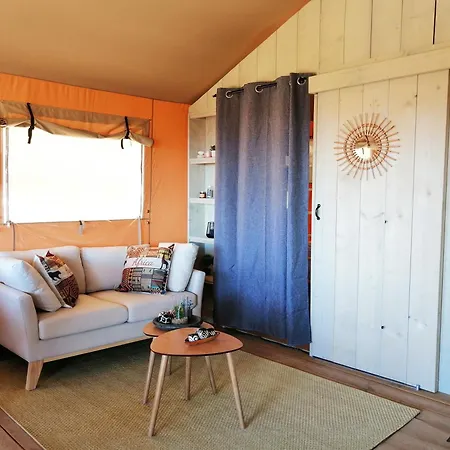 Glamping & Il Villaggio Del Re アパート
