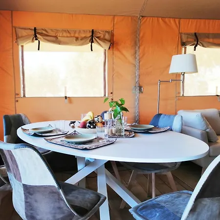 Glamping & Il Villaggio Del Re Lejlighed Corropoli