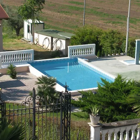 Glamping & Il Villaggio Del Re アパート *