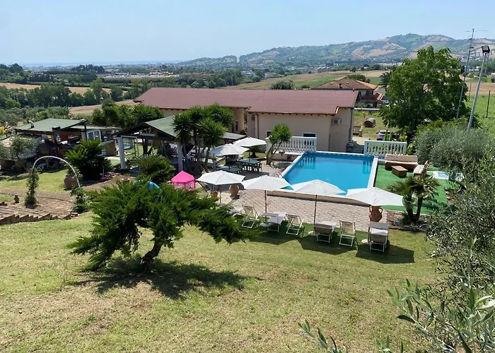 Glamping & Il Villaggio Del Re