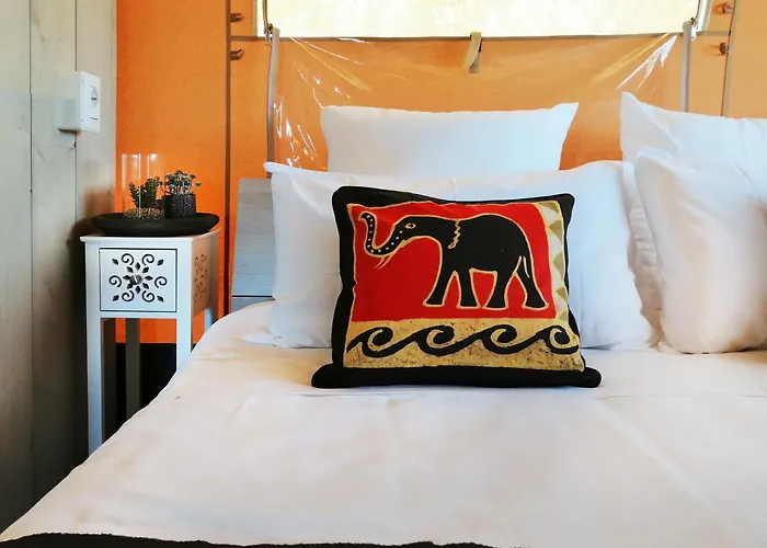 Glamping & Il Villaggio Del Re * Коррополи