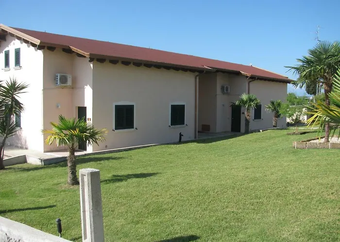 Glamping & Il Villaggio Del Re *